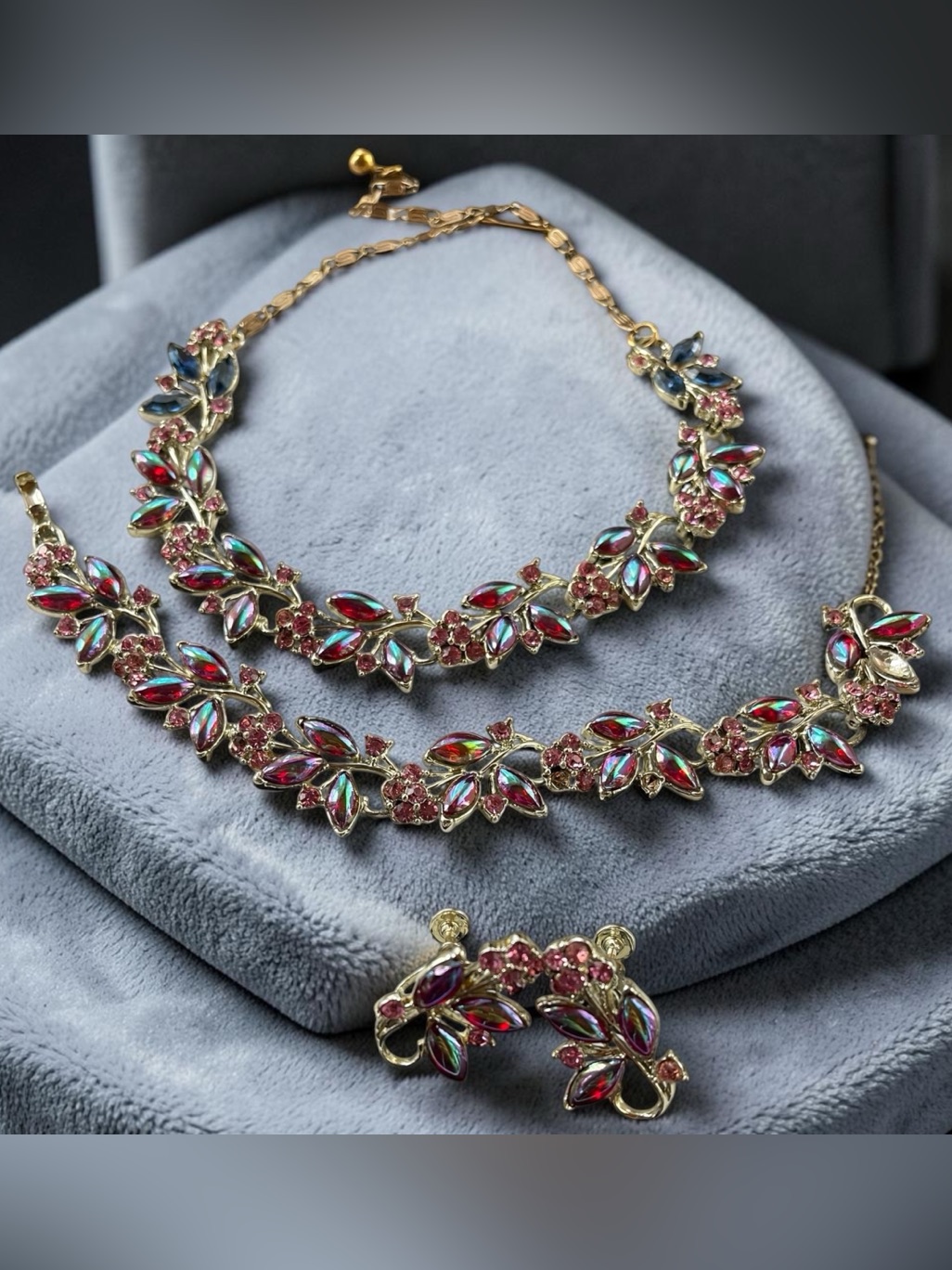 Mid-Century Pink Iridescent Navette Cabochon Leaf Motif Statement Parure Set
